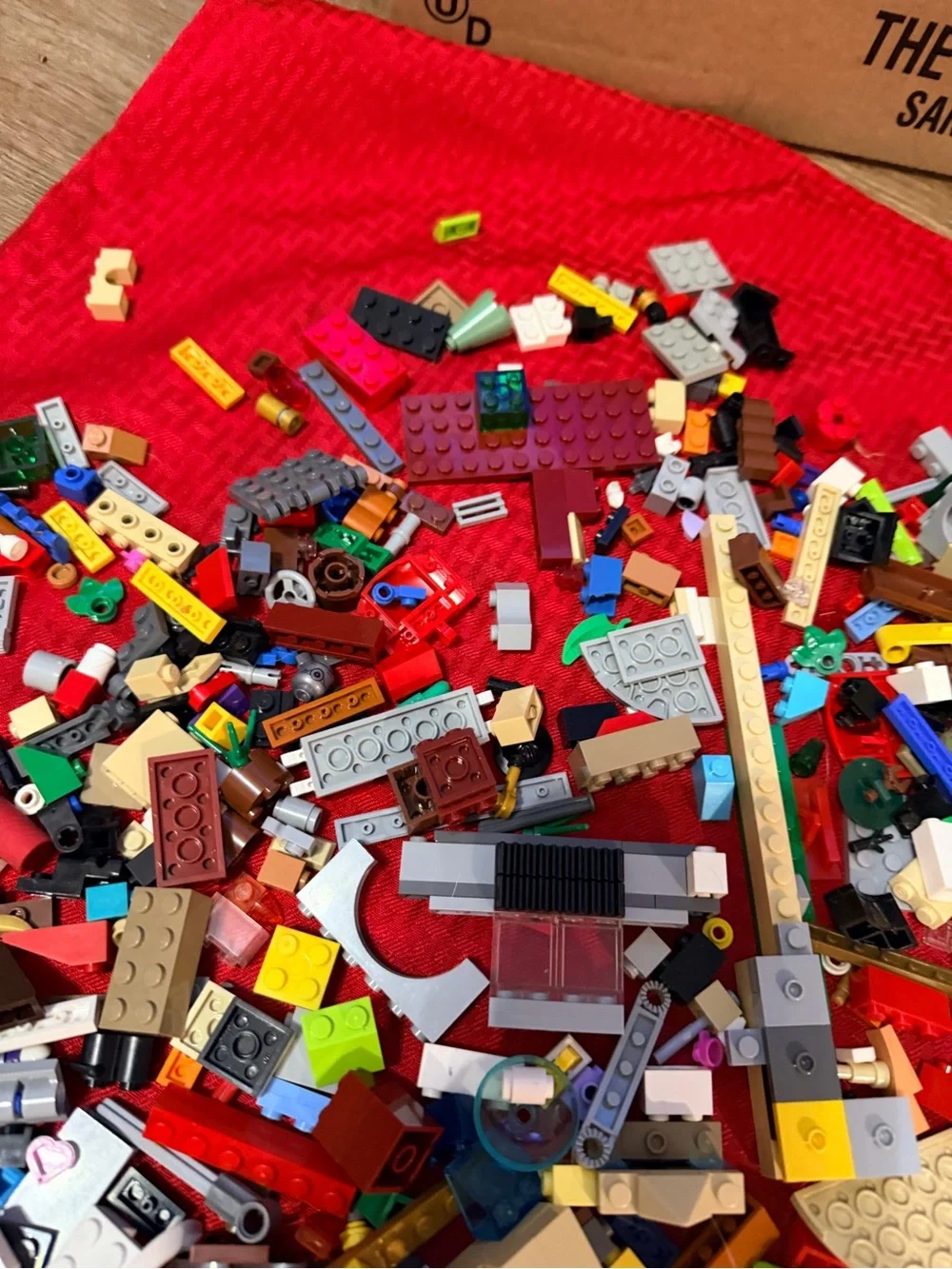 Mixed lot of Legos with minifigures